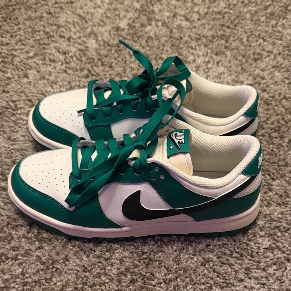 Nike Green and white dunks